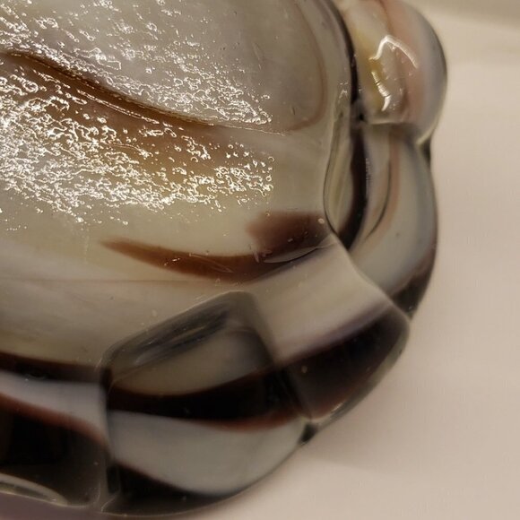 THICK Glassflower shaped Ashtray Bowl Dish Trinket Holder tealight  purple w - Picture 9 of 10